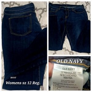 Old Navy Women's Straight Leg Jeans in Dark Blue